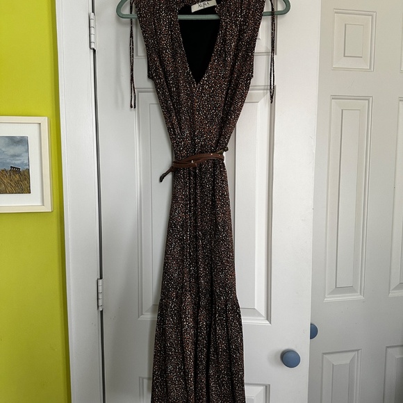 Midi Dress Brown & Gold  – Flattering Fit, Ruffle Hem – Size Small - Picture 3 of 5